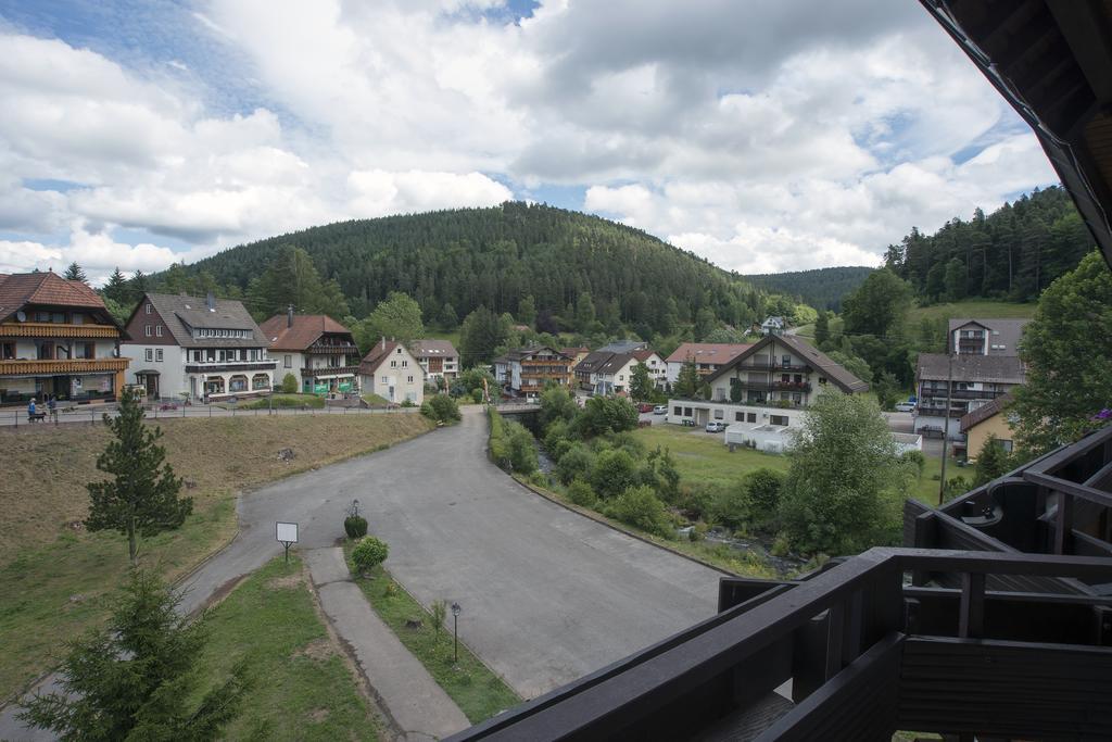 Enz Residenz Hotel Enzklosterle Luaran gambar