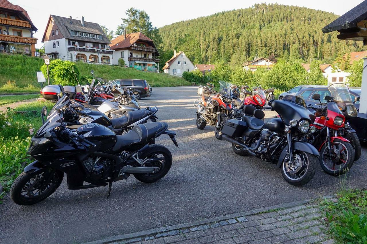 Enz Residenz Hotel Enzklosterle Luaran gambar